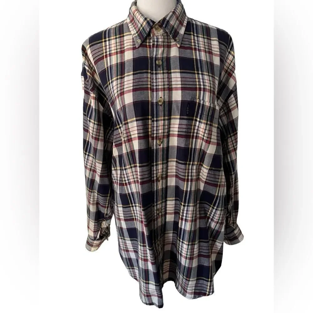 IZOD 100% cotton plaid button front shirt, button collar, size M